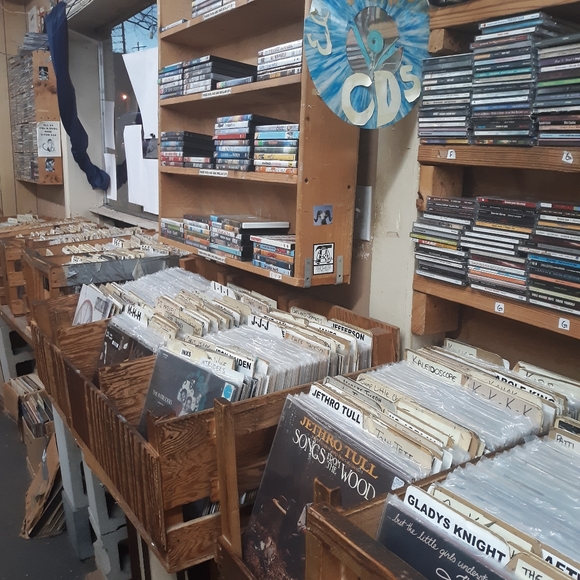 Hand crocheted items - Picture 1 of 1